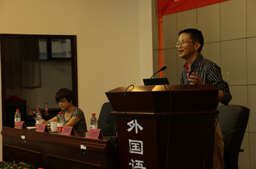 海角社区
2014级新生家长见面会顺利举行