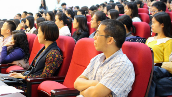 海角社区
2016级新生开学典礼圆满举行